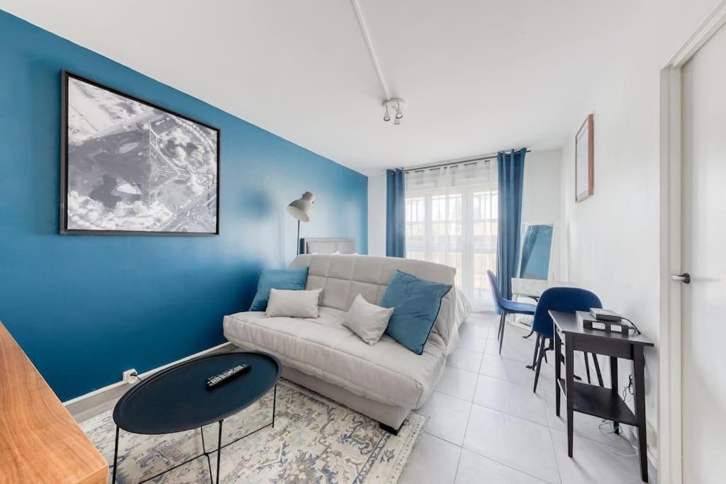 Votre Pied-a-terre Parisien A Montreuil-fontenay *